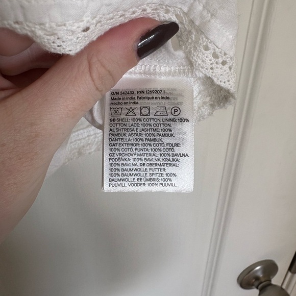 Divided White Ruffled Blouse - Picture 4 of 5